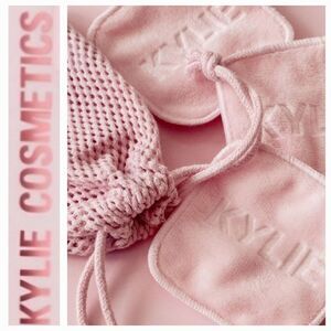 Kylie Cosmetics Reusable Cloth Pads